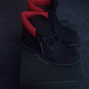 Black and orange timberlands